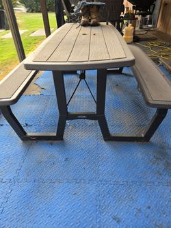 Outdoor foldable bench
