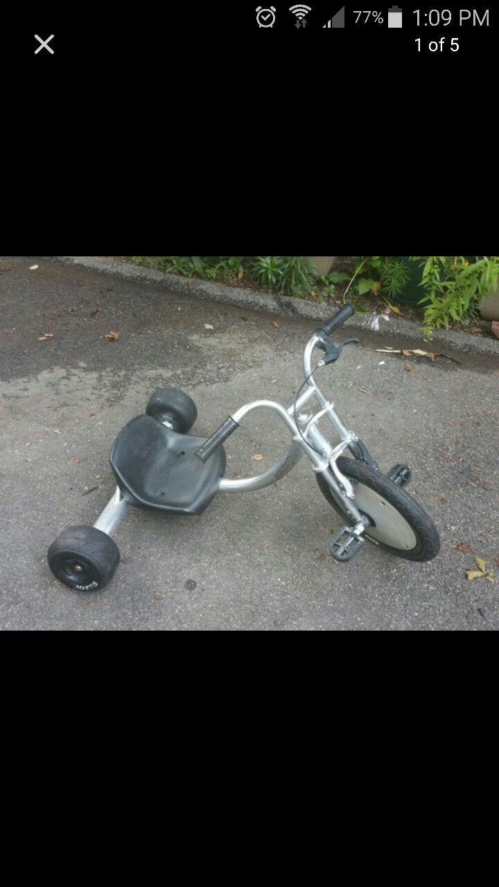 新品☆JD RAZOR SCREAM MACHINE 三輪車 ☆レトロ