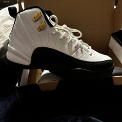 Jordan 12 Size 6Y