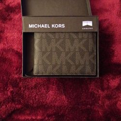 Brand New! Michael Kors Wallet