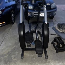 Elliptical Exercise Machine 