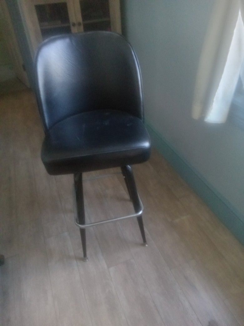 Black Leather Bar Stools