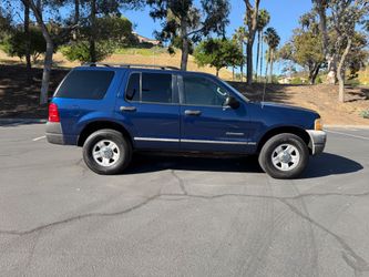 2004 Ford Explorer