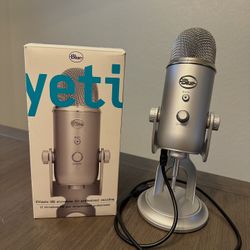 Blue Yeti Professional USB Microphone