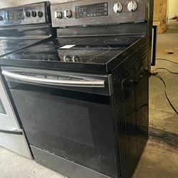 Samsung Grey Glasstop Electric Stove 
