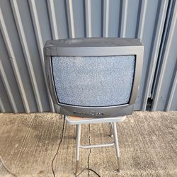 Daewoo 19" TV Gaming MODEL DTQ-19V1FC