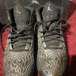 Air Jordan’s Shoes Like New