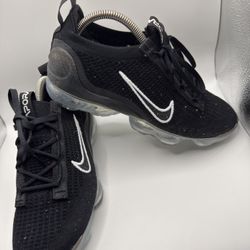 NIKE AIR MAX SIZE # 8.5