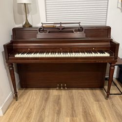 Wurlitzer Piano