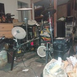 Poland Td-4 Electric Drum Set 