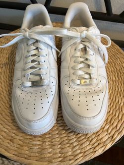 Nike Air Force 1 ‘07 Low Triple White Sneakers