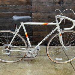 Peugeot 1988 Vintage Bicycle 12 Speed