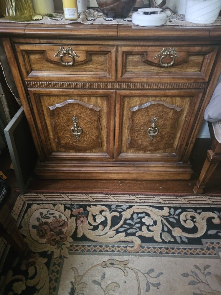 Butlers Table And China Cabinet