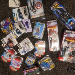 Various Item Toys (Collectibles)