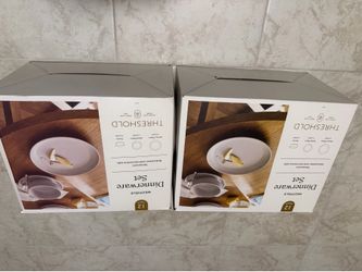 Brand New Stoneware Dinnerware set