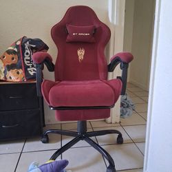 Brand New Gaming Chair 