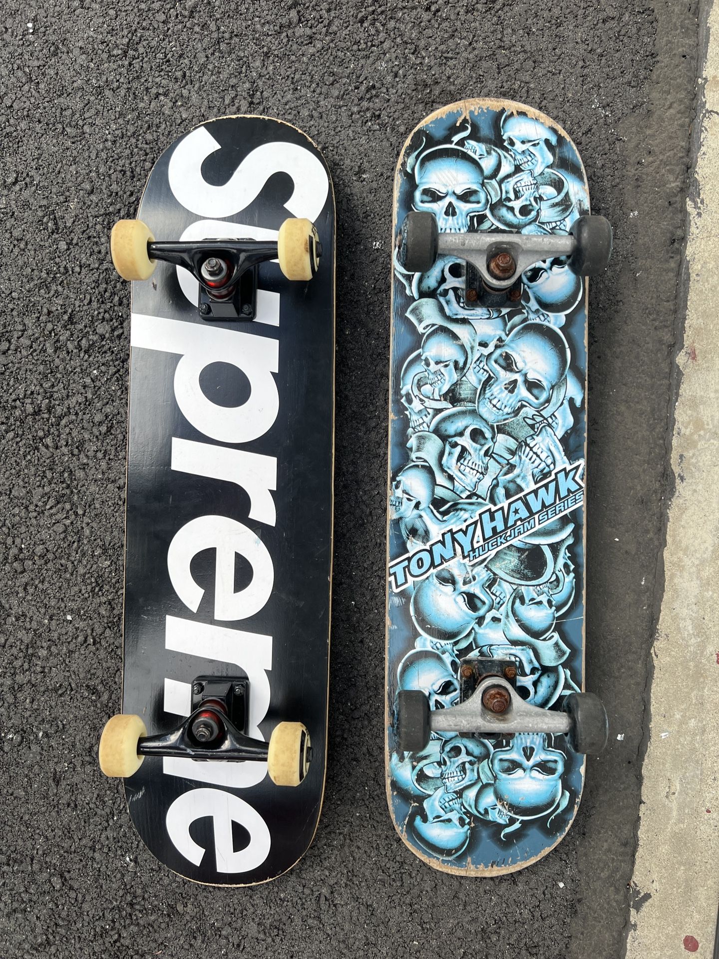 2 Skateboards