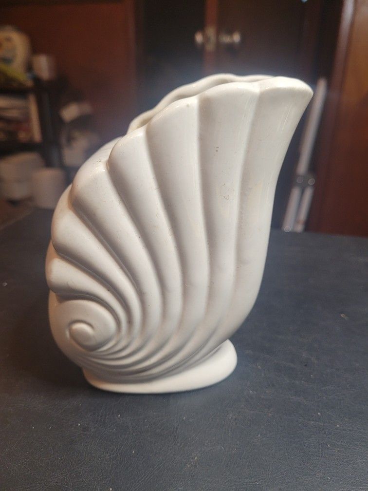 Vintage Seashell Planter