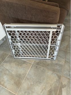 Baby gate