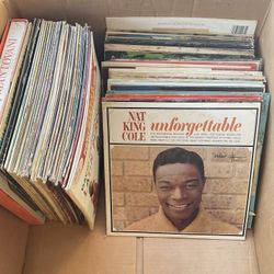 Huge Lot Of Vintage Records Albums -  Jackson Five, Rolling Stones, Willie Nelson, Linda Ronstadt And More!