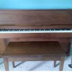 Free Piano