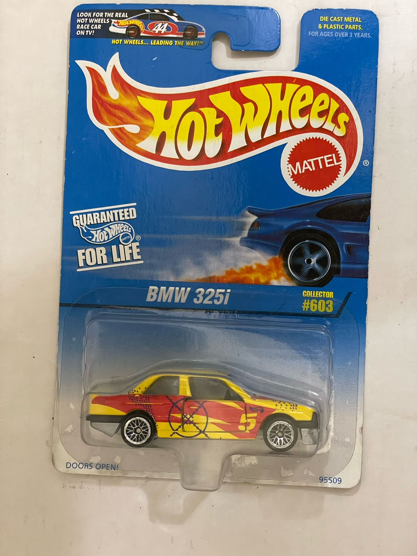 Hot Wheels Opening Doors 325