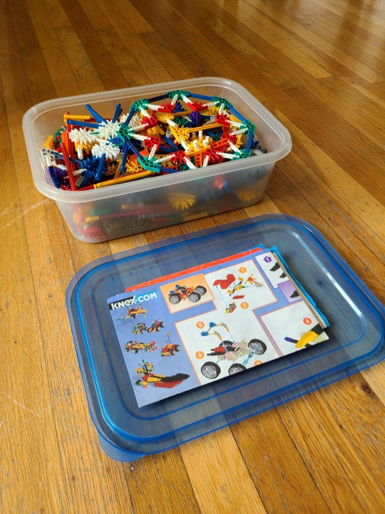 Big Case Full Of K-Nex