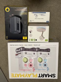 Selling electronics, power hubs, wirless charging pad 25w and 15w each, and a AI robot
