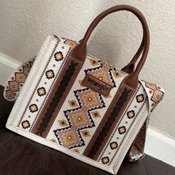 Wrangler Purse 