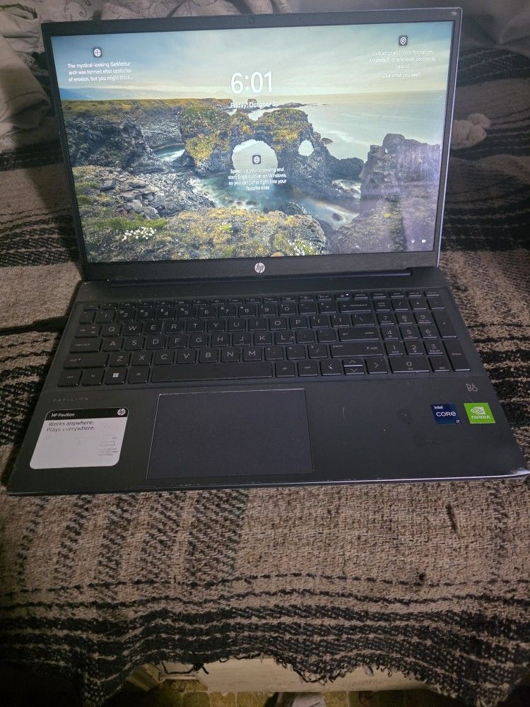 Hp Pavilion 15-eg2373cl 