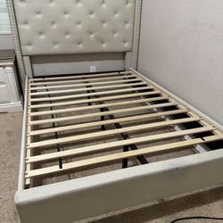 Full size bedroom set