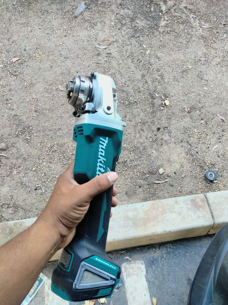 Makita Xlock Grinder Brushless