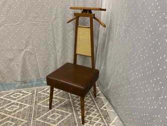 Vintage Mid-Century Modern Butler Valet Chair with Coat Hanger