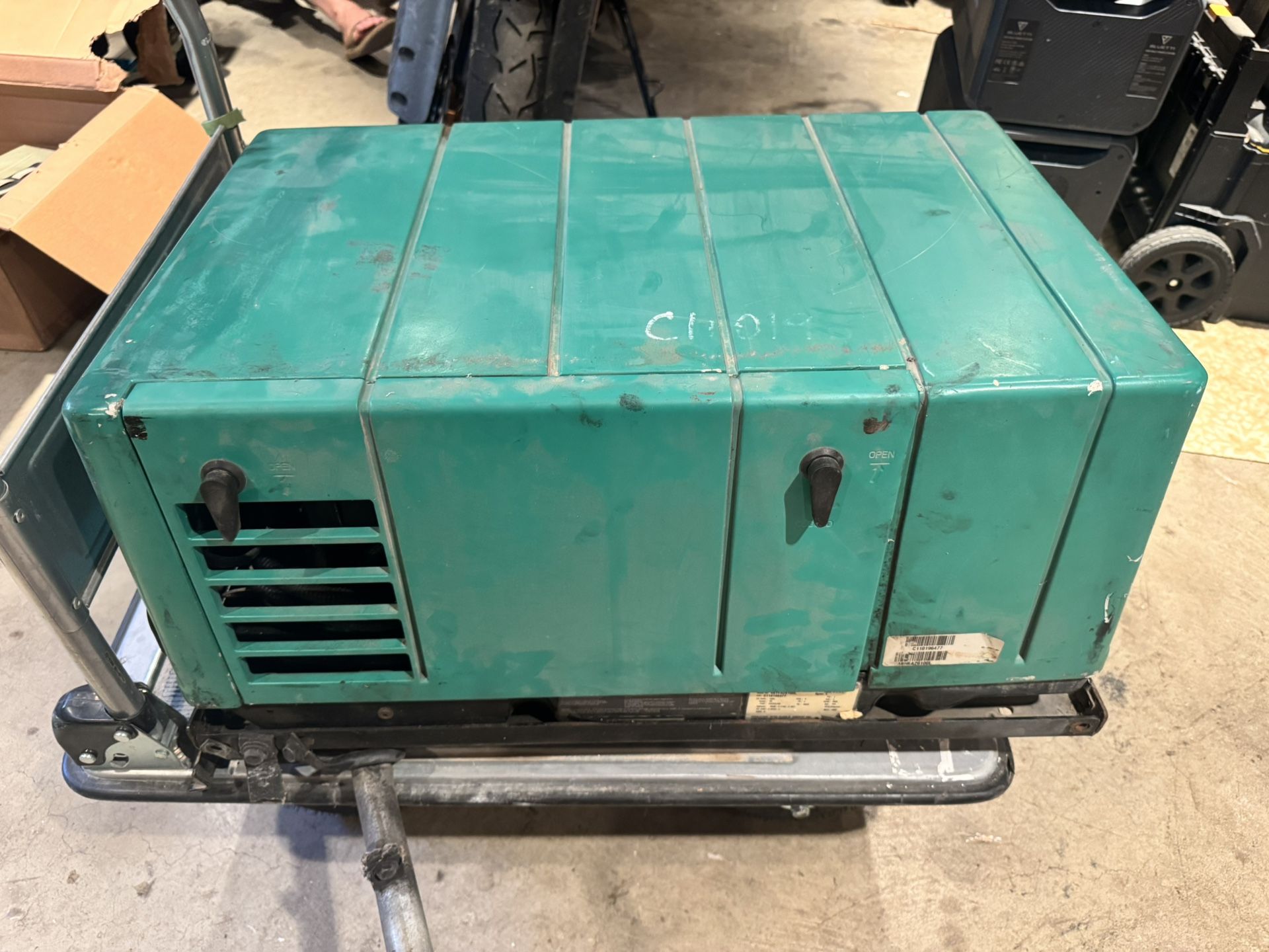 Used Cummins Onan RV QG 4000w Generator For RV