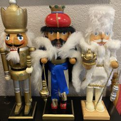 Three Wise Men Nutcracker Lot