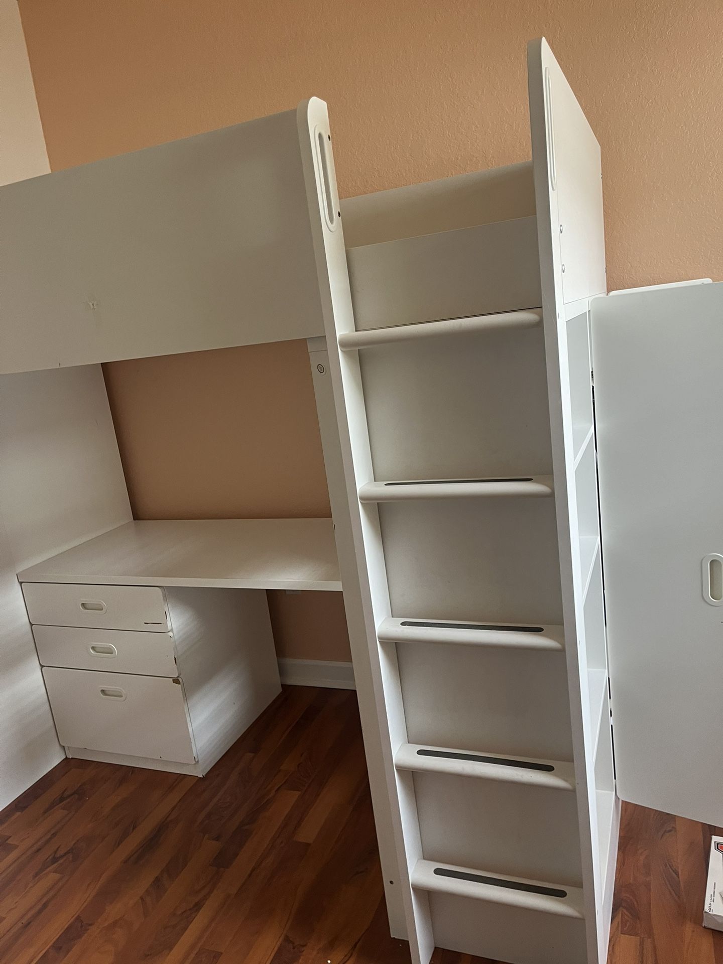 Twin Bed With Desk, Small Closet and Shelves