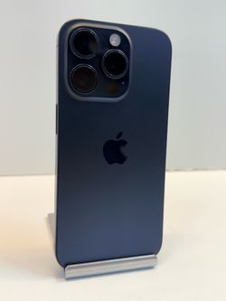Apple iPhone 15 PRO 128gb. ( Unlocked Phone )