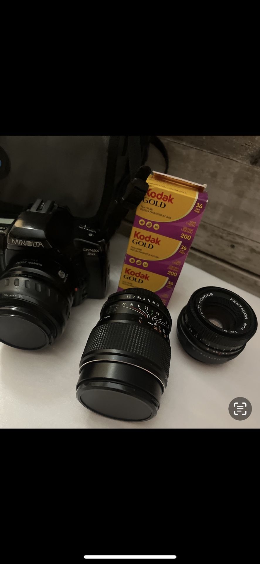 Minolta dynax camera
