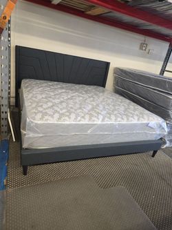 CALKING BED FRAME & 13"IN THICK MATTRESS