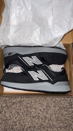 New balance work shoes