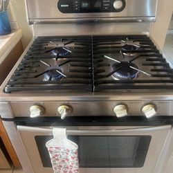 Bosch Stainless Steel Stove With 4 Burners 