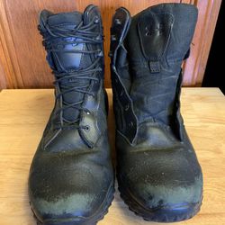 Men’s under armor, black work boots, size 13