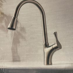 Like New Kitchen Faucet Brushed Nickel /Stainless Steel Finish- (for Single Hole Installation )