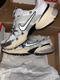 NIKE V2K RUN