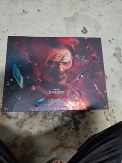 Hot toys iron strange