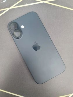 iPhone 17 6.3" (T-Mobile Locked) 256GB Black Premium condition - 6 month warranty included!
