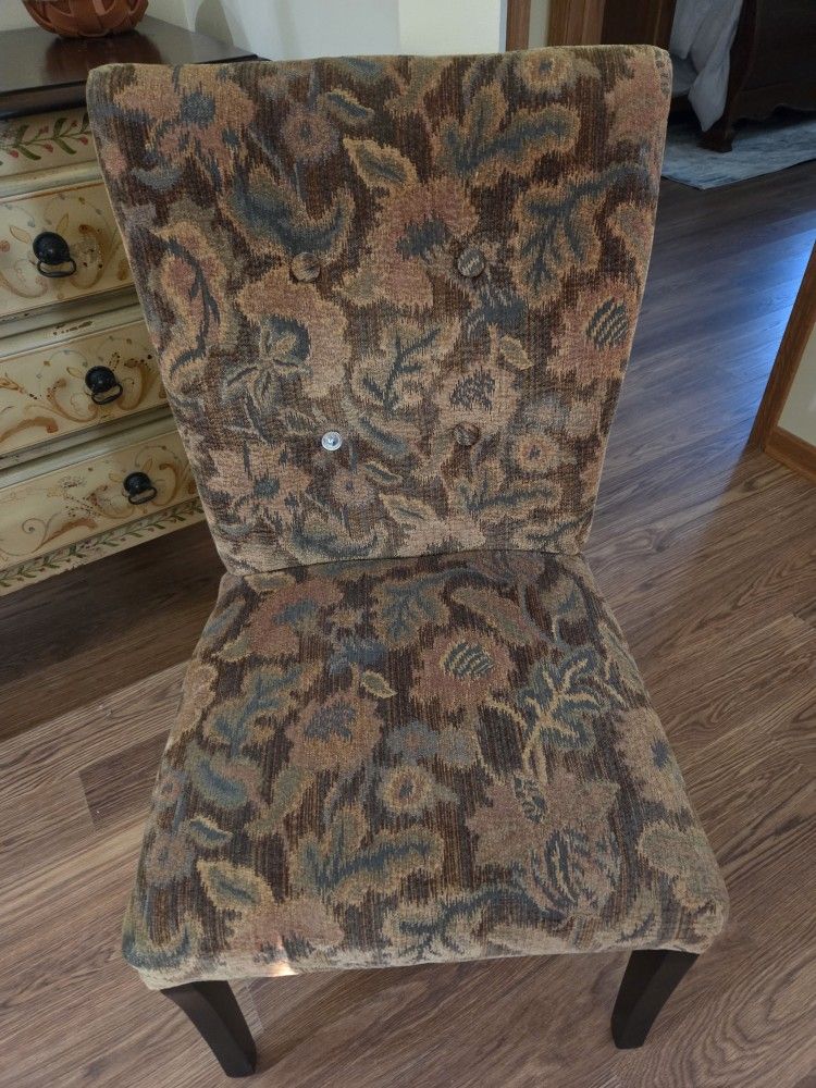 Accent Chair