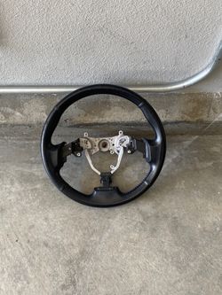 Lexus IS 250-350 steering wheel