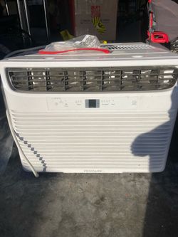 Window air conditioner