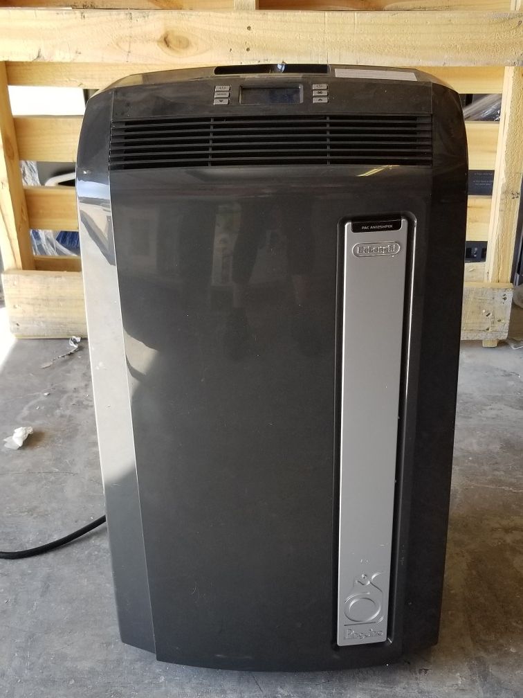 DeLonghi PAC 125HPEK Pinguino Portable Air Conditioner & Heater